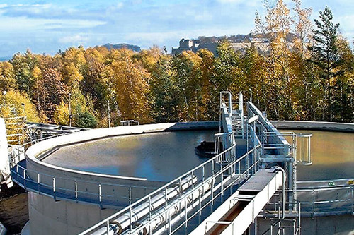 Aktive Behandlung saurer Bergbauwässer